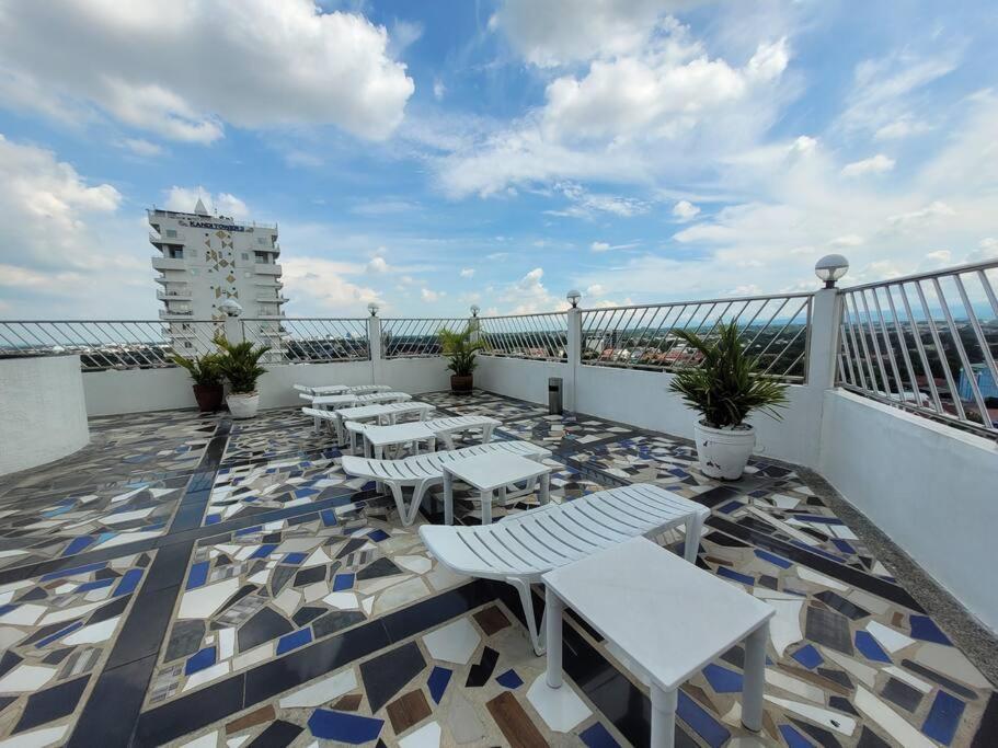 Lucky Suite Kandi 2 Bedrooms Angeles Exterior photo